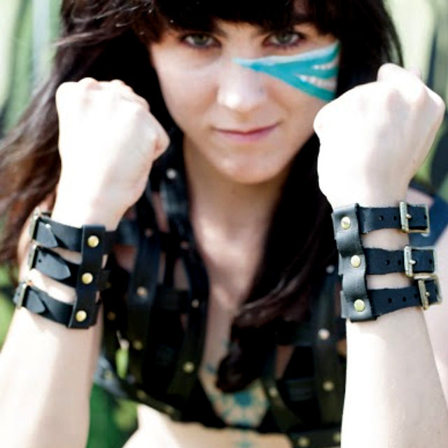 CAGE CUFF