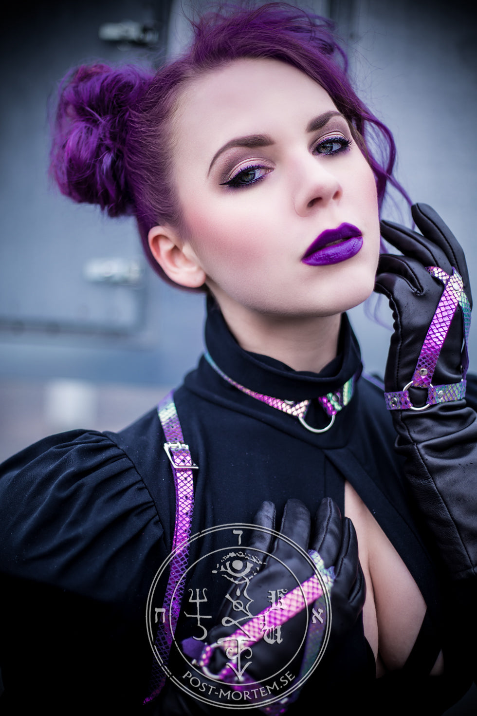 GLOVE